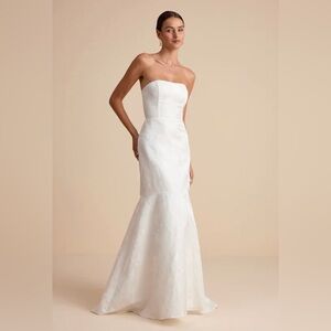 NWT White Floral Jacquard Strapless Trumpet Wedding Dress Small